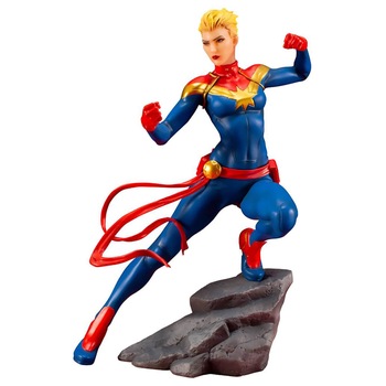 Figurina Marvel Comics Seria Avengers Captain Marvel Artfx Figurina Marvel Comics Seria Avengers Captain Marvel Artfx