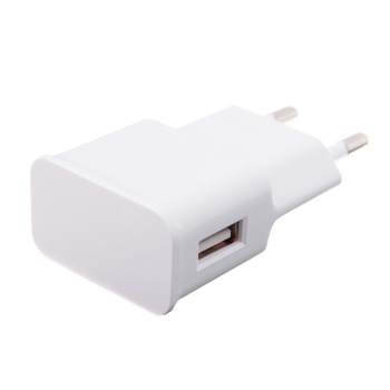 Incarcator de retea Kabelwelt Universal Travel, GKWSJas03, 5V, 2A, cu slot USB 2.0, Alb Incarcator de retea Kabelwelt Universal Travel, GKWSJas03, 5V, 2A, cu slot USB 2.0, Alb