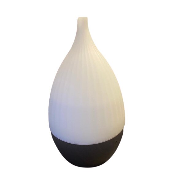 Lampa LED cu difuzor de arome