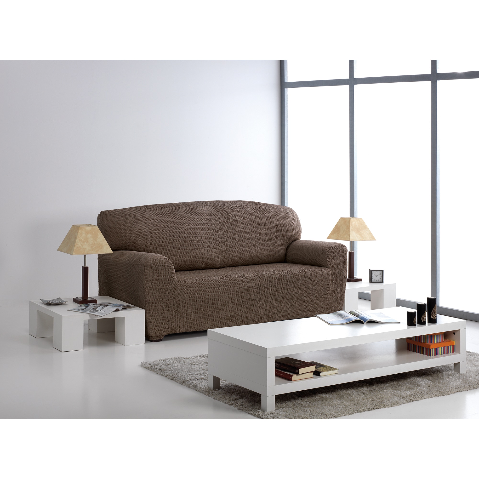 Husa elastica pentru canapea 2 locuri Kring Brilliante, intre 140-180 cm, 60% bumbac+ 35% poliester + 5% elastan, Maro