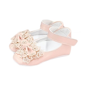 Botosei eleganti pentru botez, roz, cu fundita Botosei eleganti pentru botez, roz, cu fundita