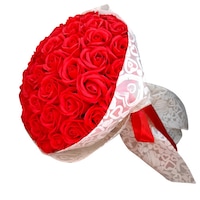 Buchet cu 51 trandafiri Luxuri rosii de sapun