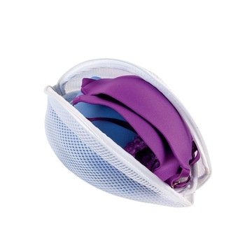 Plasa pentru spalat lenjerie intima, alba, 22x15x9 cm Plasa pentru spalat lenjerie intima, alba, 22x15x9 cm