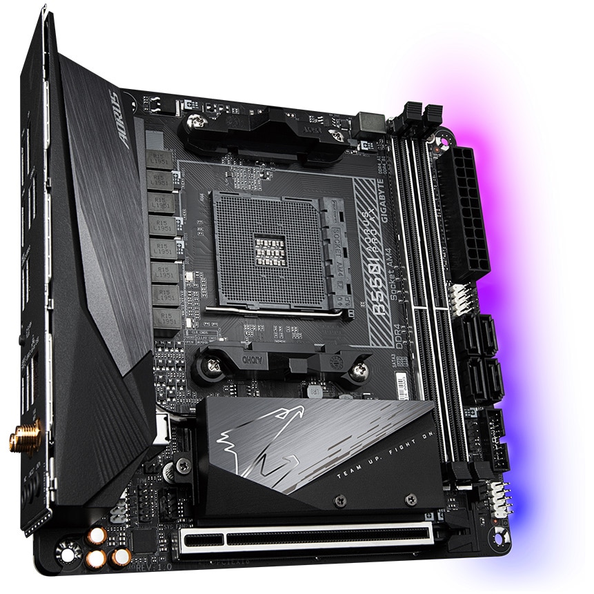 Placa de baza Gigabyte B550I AORUS PRO AX, Socket AM4 - eMAG.ro