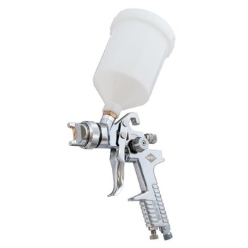 Pistol de vopsit Airpress, HP, duza 2.0, rezervor 600ml, presiune de lucru 3 bari, consum de aer 90-140 l / min Pistol de vopsit Airpress, HP, duza 2.0, rezervor 600ml, presiune de lucru 3 bari, consum de aer 90-140 l / min