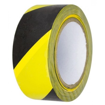 Banda adeziva marcare 50mm x 33m galben-negru Bedax Banda adeziva marcare 50mm x 33m galben-negru Bedax