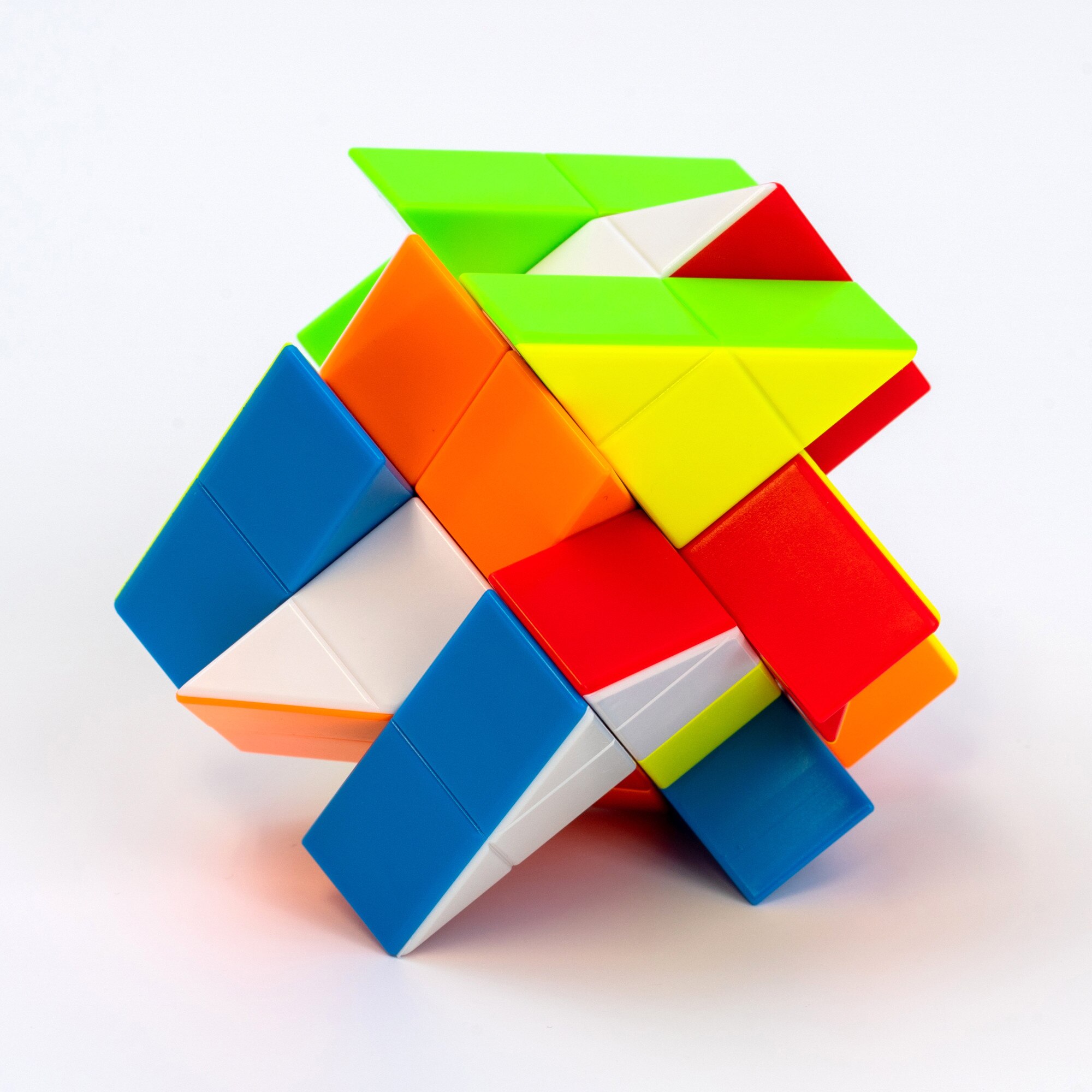 Детски интерактивен куб от серия Cube, Живи цветове, Матирана текстура ...