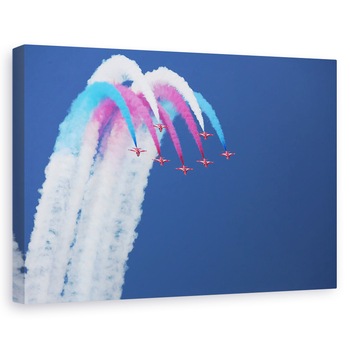 Tablou canvas - Sageti Rosii, Avioane, Fum, 20 x 30 cm Tablou canvas - Sageti Rosii, Avioane, Fum, 20 x 30 cm