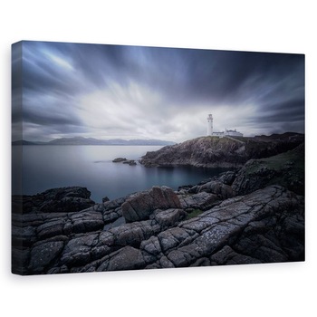 Tablou canvas - Farul In Lumina Albastra, Far, Peisaj, Apa, Mare, Peisaj Marin, 80x120 cm Tablou canvas - Farul In Lumina Albastra, Far, Peisaj, Apa, Mare, Peisaj Marin, 80x120 cm