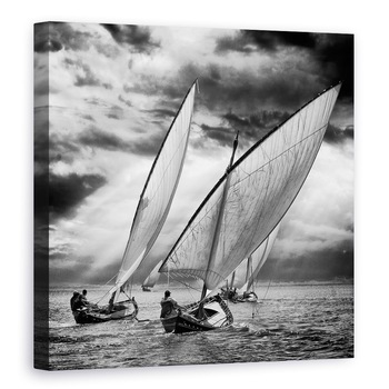 Tablou canvas - Barci Cu Panze Si Lumina, Actiune, Aventura, Sport, Barca, Navigare, 80 x 80 cm Tablou canvas - Barci Cu Panze Si Lumina, Actiune, Aventura, Sport, Barca, Navigare, 80 x 80 cm
