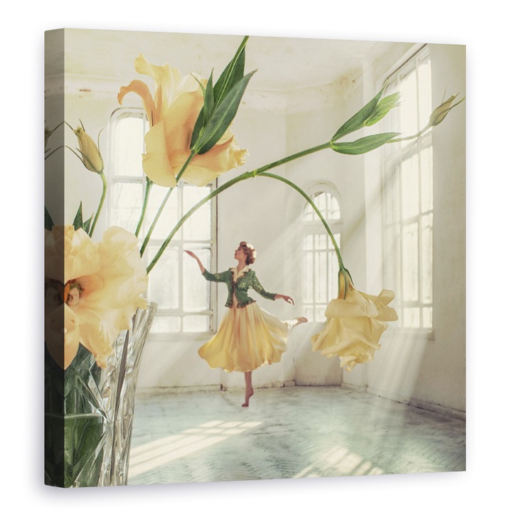 Картина на платно - Цвете, Портрет, Цвете, Ваза, Рокля, Пола, 90 x 90 cm
