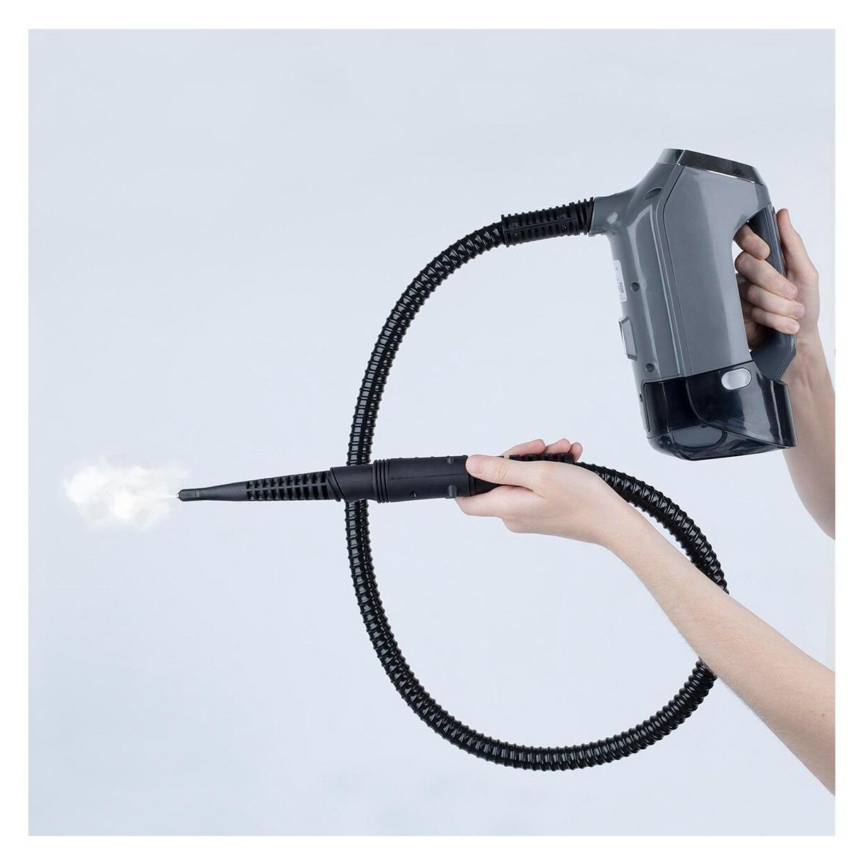 Mop cu abur H.Koenig, ARYA600, 3in1, cu functie de aspirare si curatare cu aburi, rezervor de apa detasabil, presiune 4 bar, incalzire rapida 30 secunde, capacitate rezervor praf 1 L, putere 1800 W, albastru