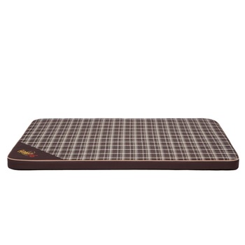 Saltea usoara pentru animale, maro inchis in carouri, Hobbydog, L - 100x67 cm Saltea usoara pentru animale, maro inchis in carouri, Hobbydog, L - 100x67 cm