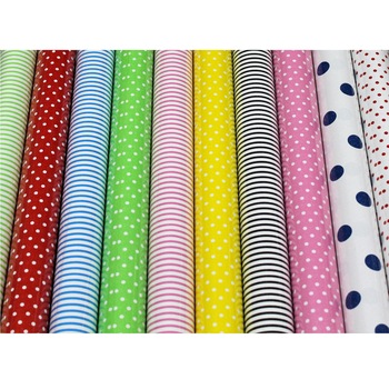 Set 50 bucati, hartie pentru ambalat cadouri, Graphic, 200x70 cm, modele diverse Set 50 bucati, hartie pentru ambalat cadouri, Graphic, 200x70 cm, modele diverse