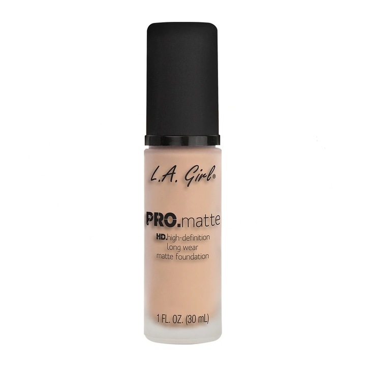 Fond de ten ultra mat L.A.Girl PRO Matte 715 Porcelain, 30ml