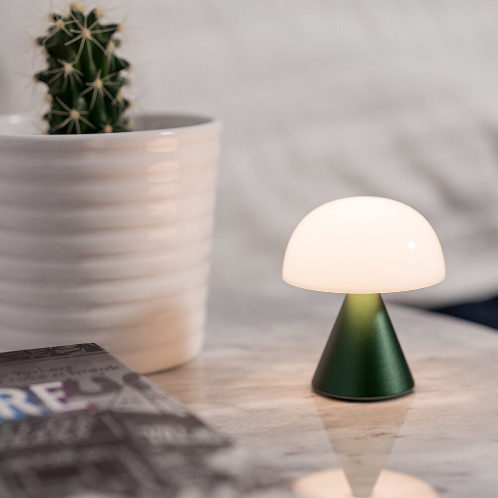 Lampa LED portabila Lexon, Mina, reincarcabila prin USB, reglare intensitate lumina, autonomie baterie 12 h, lumina calda sau rece, verde