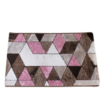 Covor Silver 177A, 50x80 cm,30% poliester 70% polipropilena heat-set , inaltime plus 12 mm, gramaj 1800g/mp, model pink/l.brown Covor Silver 177A, 50x80 cm,30% poliester 70% polipropilena heat-set , inaltime plus 12 mm, gramaj 1800g/mp, model pink/l.brown