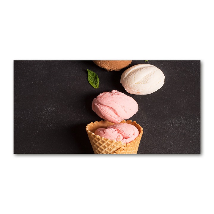 Pictura pe panza. 140 x 70cm. Decorarea peretilor "Inghetata intr-o napolitana”