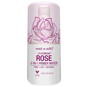 Spray fixare machiaj 3 in 1 Primer Fixator Revigorant Wet n Wild Photo Focus Primer Water Rose Addiction, 45ml Spray fixare machiaj 3 in 1 Primer Fixator Revigorant Wet n Wild Photo Focus Primer Water Rose Addiction, 45ml