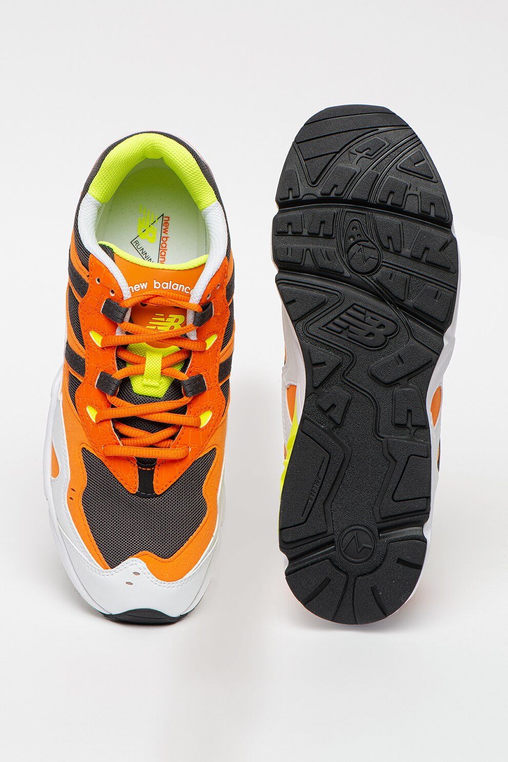 New balance outlet mandarina