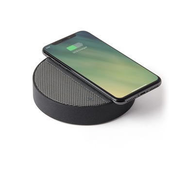 Statie de incarcare telefoane wireless 2 in 1 Lexon, Oslo Energy, cu speaker Bluetooth, tehnologie Qi, design minimalist, portabil, gri inchis Statie de incarcare telefoane wireless 2 in 1 Lexon, Oslo Energy, cu speaker Bluetooth, tehnologie Qi, design minimalist, portabil, gri inchis