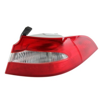 Lampa Stop Spate Dreapta Skoda Superb 2 Lampa Stop Spate Dreapta Skoda Superb 2