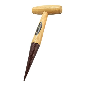 Plantator cu varf din otel carbon, coada lemn, maner T lemn, Spear & Jackson Elements Plantator cu varf din otel carbon, coada lemn, maner T lemn, Spear & Jackson Elements