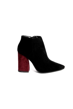 Botine negre cu toc bordo Botine negre cu toc bordo