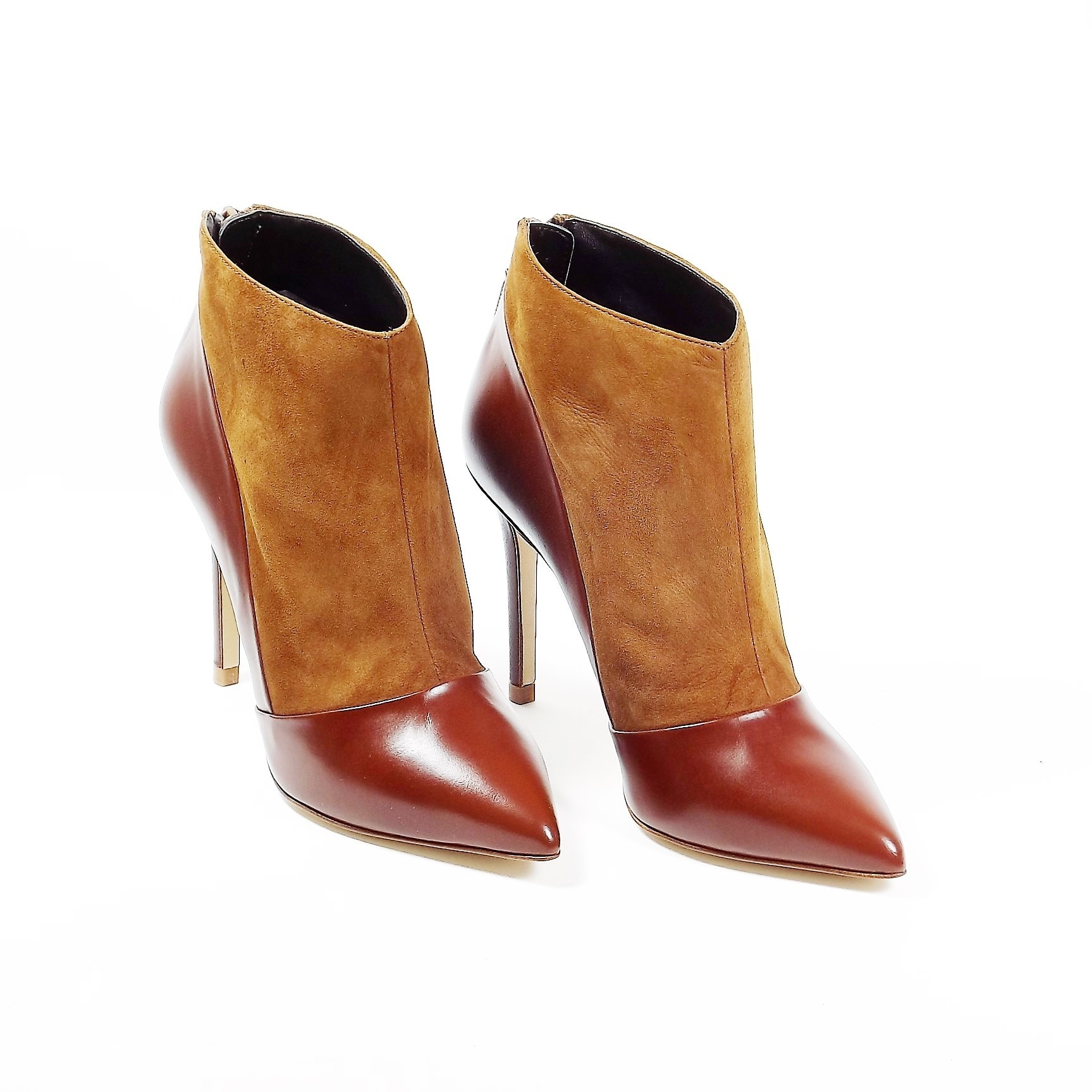 Botine Ehya 624, Maro