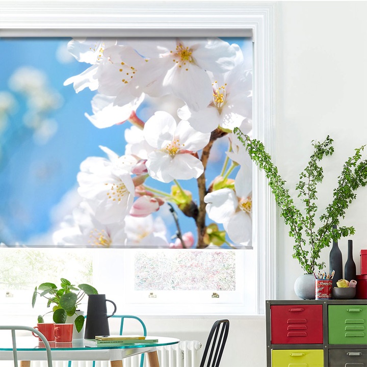 Rolete Art Shade tip Jaluzele cu Rulou si sistem inclus, Floare cu nuante Alb-albaste , Decoratiuni, Latime 55 cm x Inaltime 130 cm
