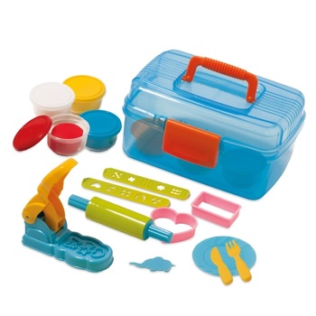 Set de plastilina pentru a crea deserturi Imaginarium Plasty Play Sweets cu 4 borcane de 50 g de pasta, modelul cu sabloane interschimbabile, doua sabloane patrat si in forma de inima si accesorii Set de plastilina pentru a crea deserturi Imaginarium Plasty Play Sweets cu 4 borcane de 50 g de pasta, modelul cu sabloane interschimbabile, doua sabloane patrat si in forma de inima si accesorii