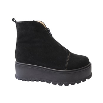 Ghete dama negre cu fermoar si cu cu talpa inalta antiderapanta, Piele Naturala, Mateo Shoes, Negru Ghete dama negre cu fermoar si cu cu talpa inalta antiderapanta, Piele Naturala, Mateo Shoes, Negru