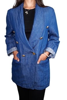 Sacou dama, albastru denim, marimea M-L\38-40 Sacou dama, albastru denim, marimea M-L\38-40
