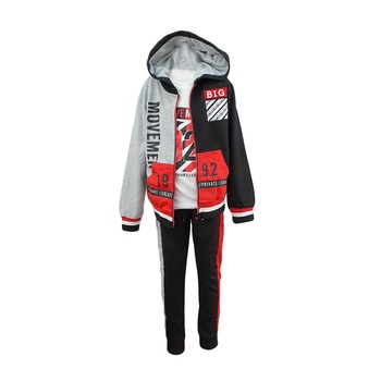 Trening baieti, trei piese multicolore, model Team, marime 104 cm, varsta 4 ani Trening baieti, trei piese multicolore, model Team, marime 104 cm, varsta 4 ani
