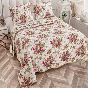 Set cuvertura de pat dublu + 2 fete perna, matlasata, Casa de Vis, Y71-1 Set cuvertura de pat dublu + 2 fete perna, matlasata, Casa de Vis, Y71-1