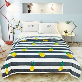 Patura Cocolino de pat dublu, 200/230, multicolor, Casa de Vis, F1B58 Patura Cocolino de pat dublu, 200/230, multicolor, Casa de Vis, F1B58