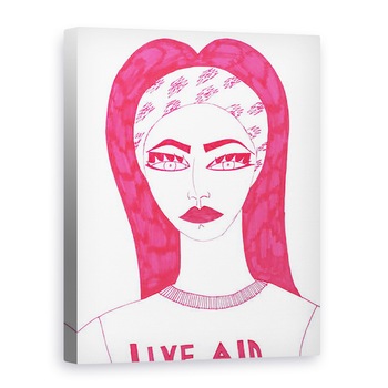 Tablou canvas - Daisy de Villeneuve - Fata purtand Live Aid Tricou, 75 x 100 cm Tablou canvas - Daisy de Villeneuve - Fata purtand Live Aid Tricou, 75 x 100 cm