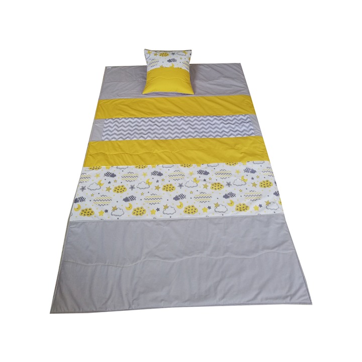 Cuvertura pat junior, galben gri , Stelute si norisori , perna decor, 140x200 cm, 45x45 cm, 3 piese