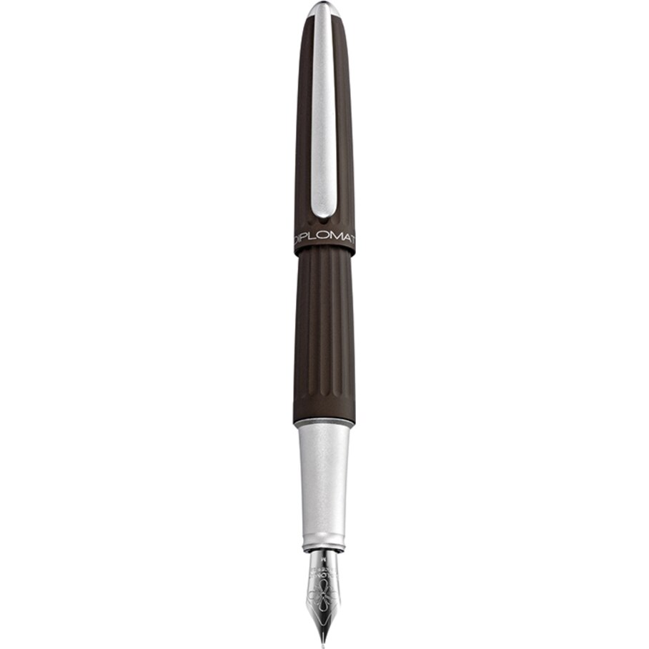 Stilou cu penita M DIPLOMAT Aero Brown