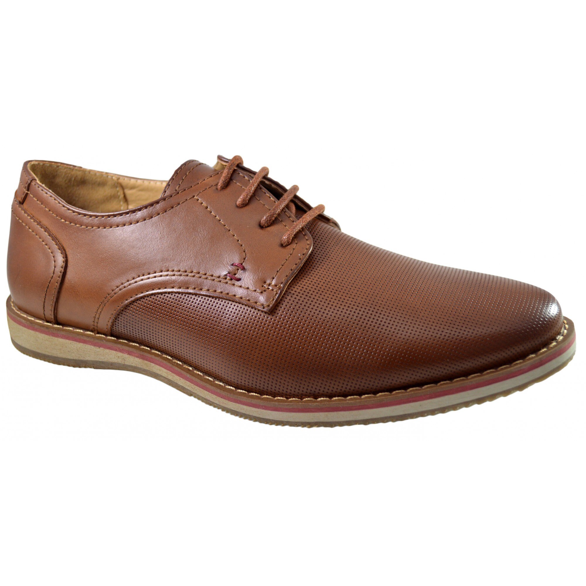 Pantofi barbatesti maro usor perforati cu sireturi