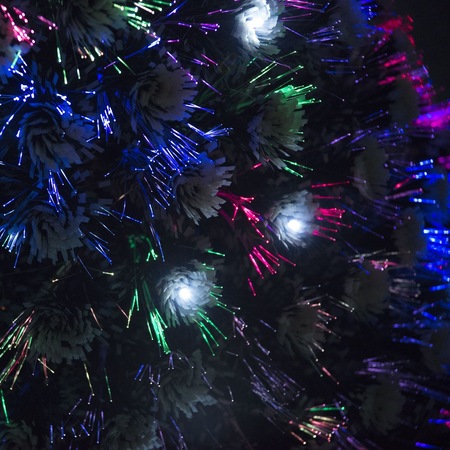 Brad artificial de Craciun, ProCart, cu fibra optica lunga si LED, 210 cm, varfuri albe, stea si suport incluse