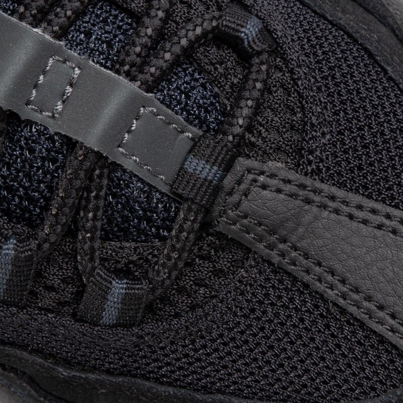 Sneakers SALE | SneakerBAAS | De beste merken in de SALE!