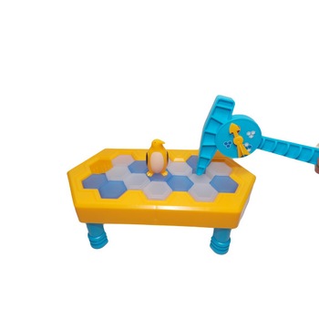 Penguin Trap Activate , + 3 ani Penguin Trap Activate , + 3 ani