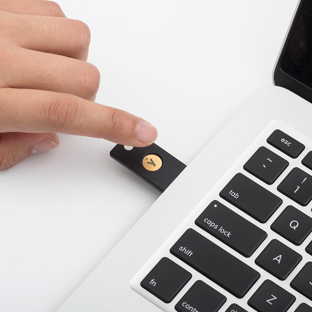 Dispozitiv criptografic securizat tip token, Yubico Yubikey 5 NFC