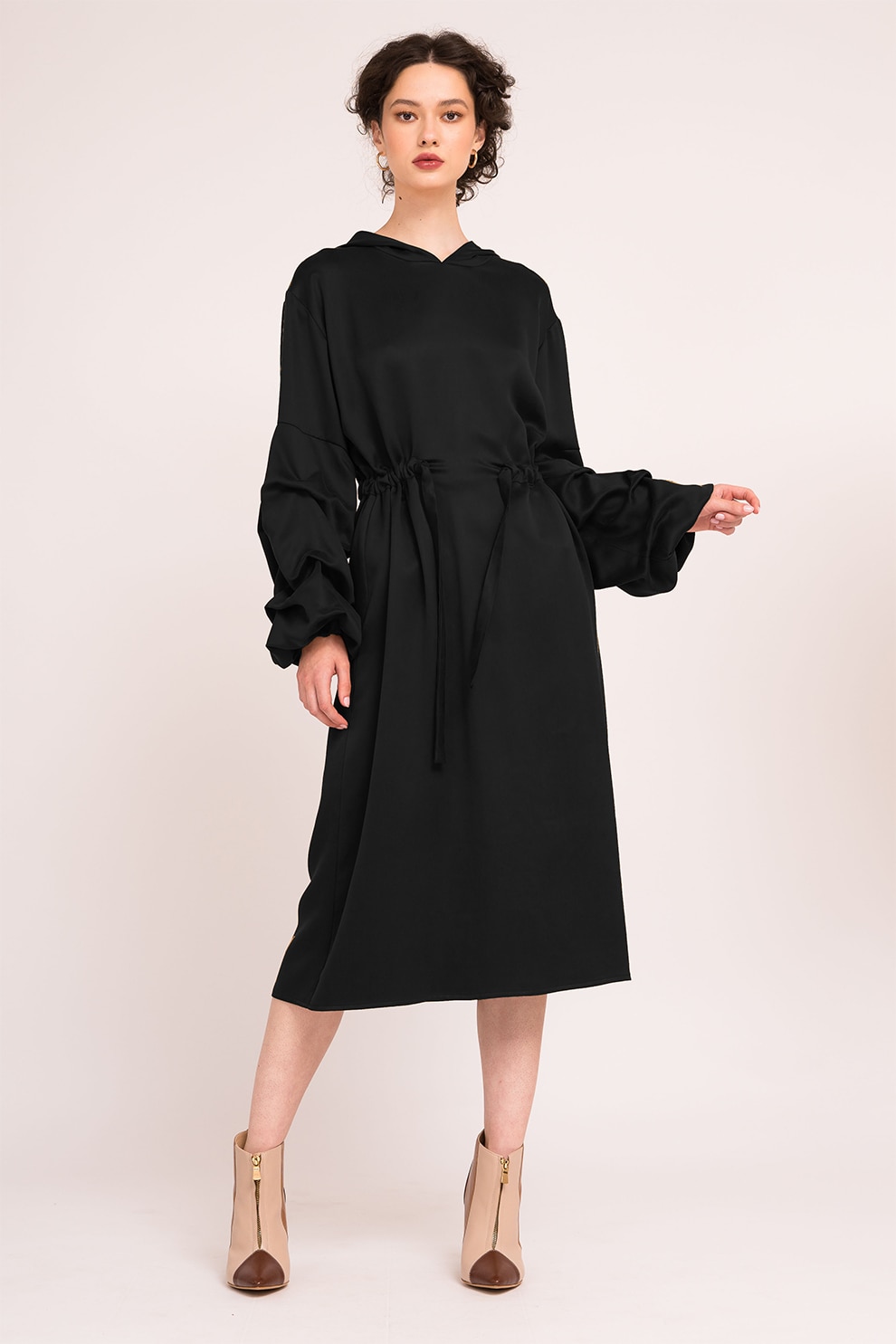 BLUZAT, Rochie midi tip hanorac cu talie ajustabila, Negru