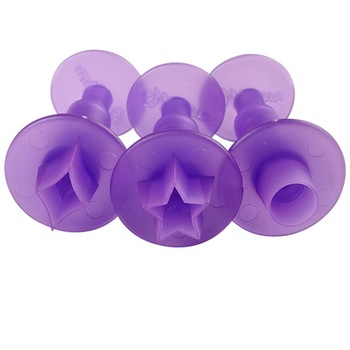 Set decupatoare fondant romb, stea, cerc, 3 buc, Wilton Set decupatoare fondant romb, stea, cerc, 3 buc, Wilton