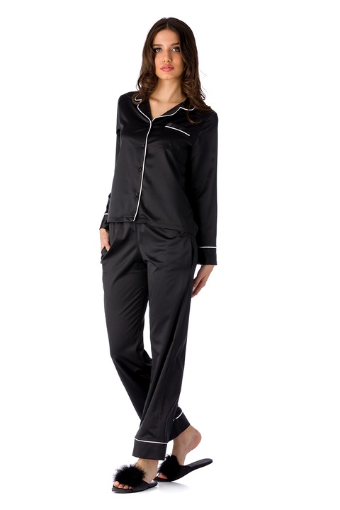 En Privé, Pijama cu buzunar pe piept, Negru