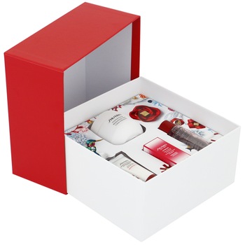 Set Shiseido: Crema de fata, 50 ml + Spuma de curatare, 15 ml +Tratament Softner, 30 ml + Ultimune Power Infusing concentrate, 5 ml Set Shiseido: Crema de fata, 50 ml + Spuma de curatare, 15 ml +Tratament Softner, 30 ml + Ultimune Power Infusing concentrate, 5 ml