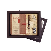 Set cadou cu agenda de buzunar cu coperta din piele si toc caligrafie