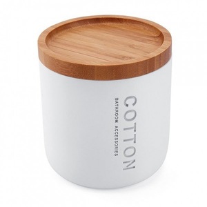 Несесери за гримове и козметика